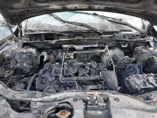 В Гагаринском районе вспыхнул Hyundai Santa Fe