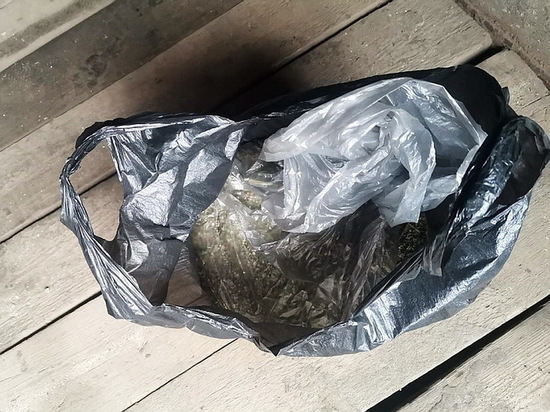 У воронежца нашли мешок с килограммом марихуаны