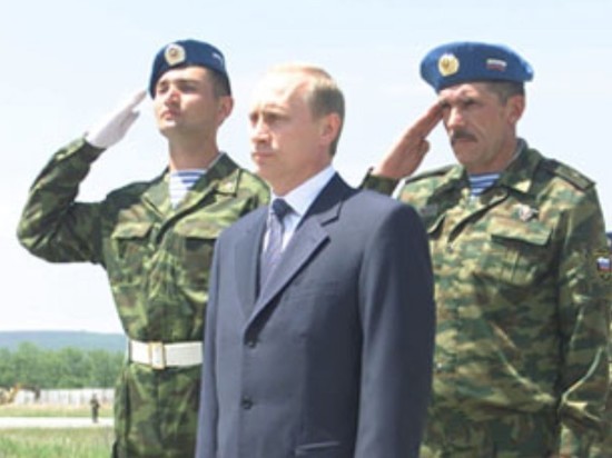 Путин рассказал, как посоветовал взять аэропорт Косово в 1999 году