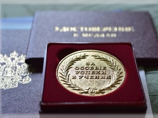 В Пскове подсчитали золотых медалистов