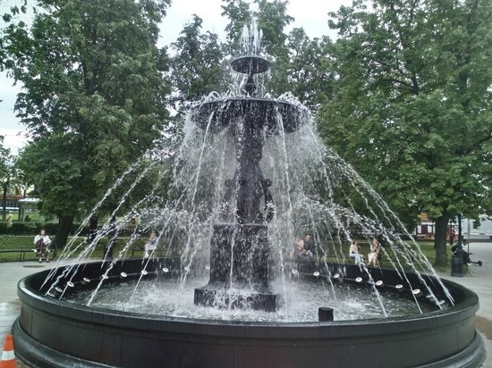 Нижегородский водоканал запустил фонтан на пл. Минина и Пожарского