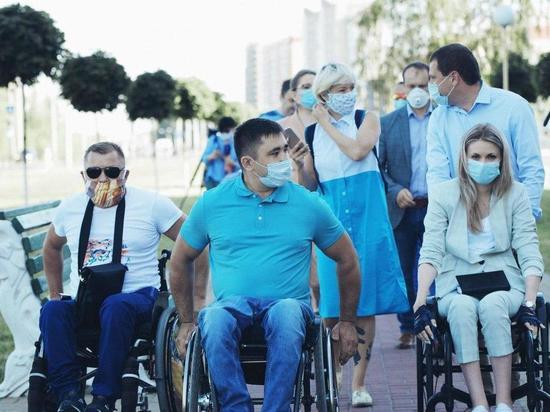 В поселке Северном Курска прошел рейд по просьбам инвалидов-колясочников В поселке Северном Курска прошел рейд по просьбам инвалидов-колясочников