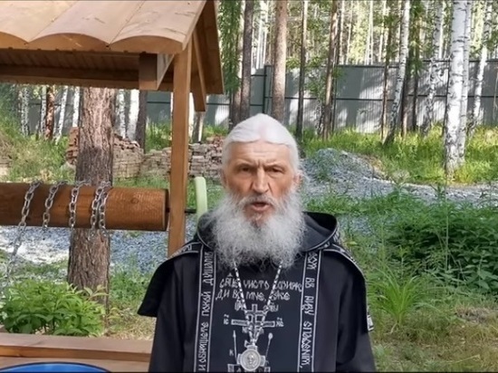 Начальник ОВД Среднеуральска лично съездил в монастырь, где находится схиигумен Сергий