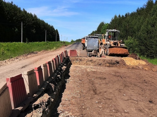 В Марий Эл продолжается строительство дороги между Параньгой и Елеево