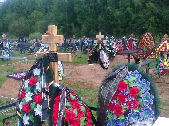 В Кировской области могут разрешить семейные захоронения В Кировской области могут разрешить семейные захоронения