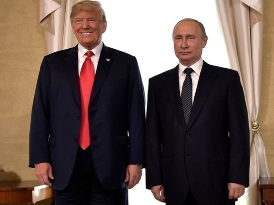 Болтон отказался считать Трампа серьезным соперником для Путина Болтон отказался считать Трампа серьезным соперником для Путина