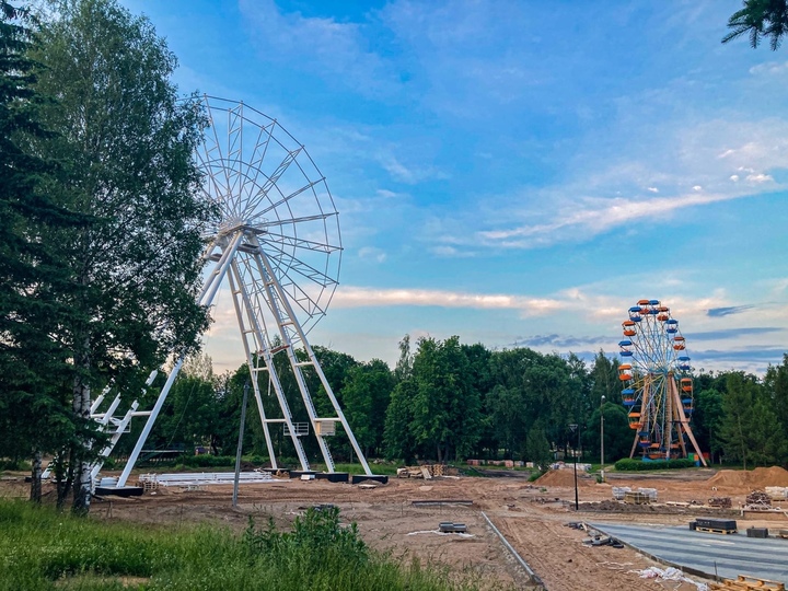 Колесо обозрения в великом новгороде фото