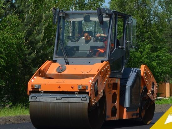 В Демидовском районе начали ремонтировать дорогу в "Смоленское Поозерье"