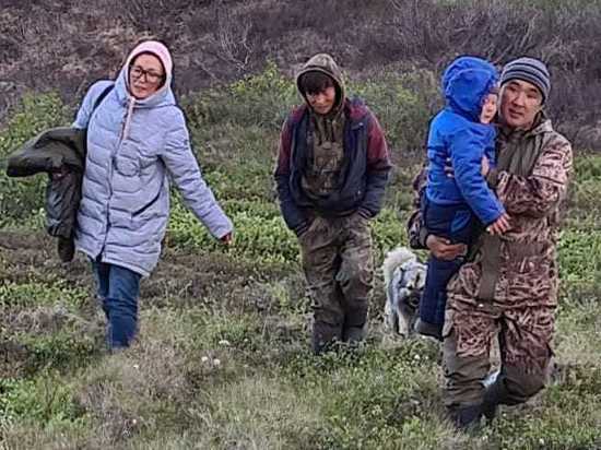 На Таймыре спасли потерявшуюся в тундре семью с ребенком