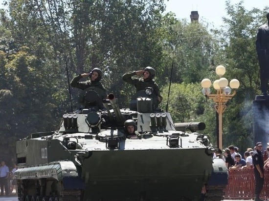 В Калмыкии состоится торжественное прохождение военной техники