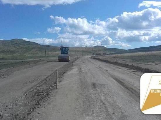 В Чаа-Хольском районе Тувы в разгаре дорожные работы