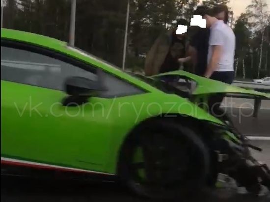 Lamborghini попала в ДТП в Рязани