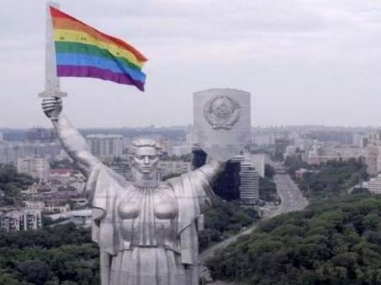 Народный депутат Украины отреагировал на «Родину-мать» с флагом ЛГБТ