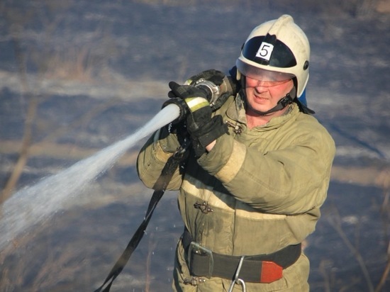 В трех районах Курской области введен особый противопожарный режим