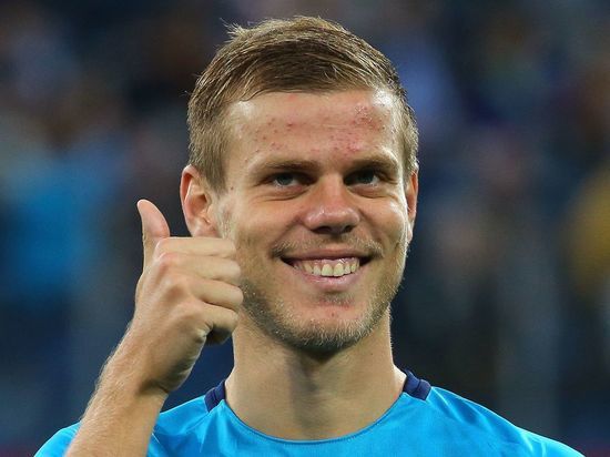 Кокорин похвастал крокодиловой маской за 30 тысяч, его высмеяли Кокорин похвастал крокодиловой маской за 30 тысяч, его высмеяли