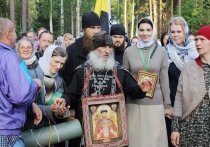 В Свердловской области обостряется конфликт между основателем Средне-уральского монастыря схиигуменом Сергием, запрещенным в служении, и структурами РПЦ