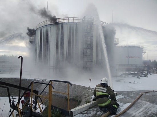 Причиной пожара на нефтебазе в Югре стало нарушение техники безопасности
