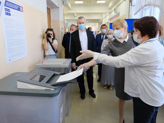 Губернатор Новосибирской области оценил подготовку к голосованию