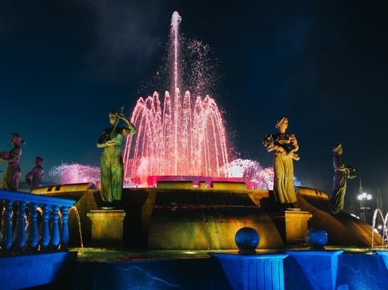 В Ставрополе включили фонтаны