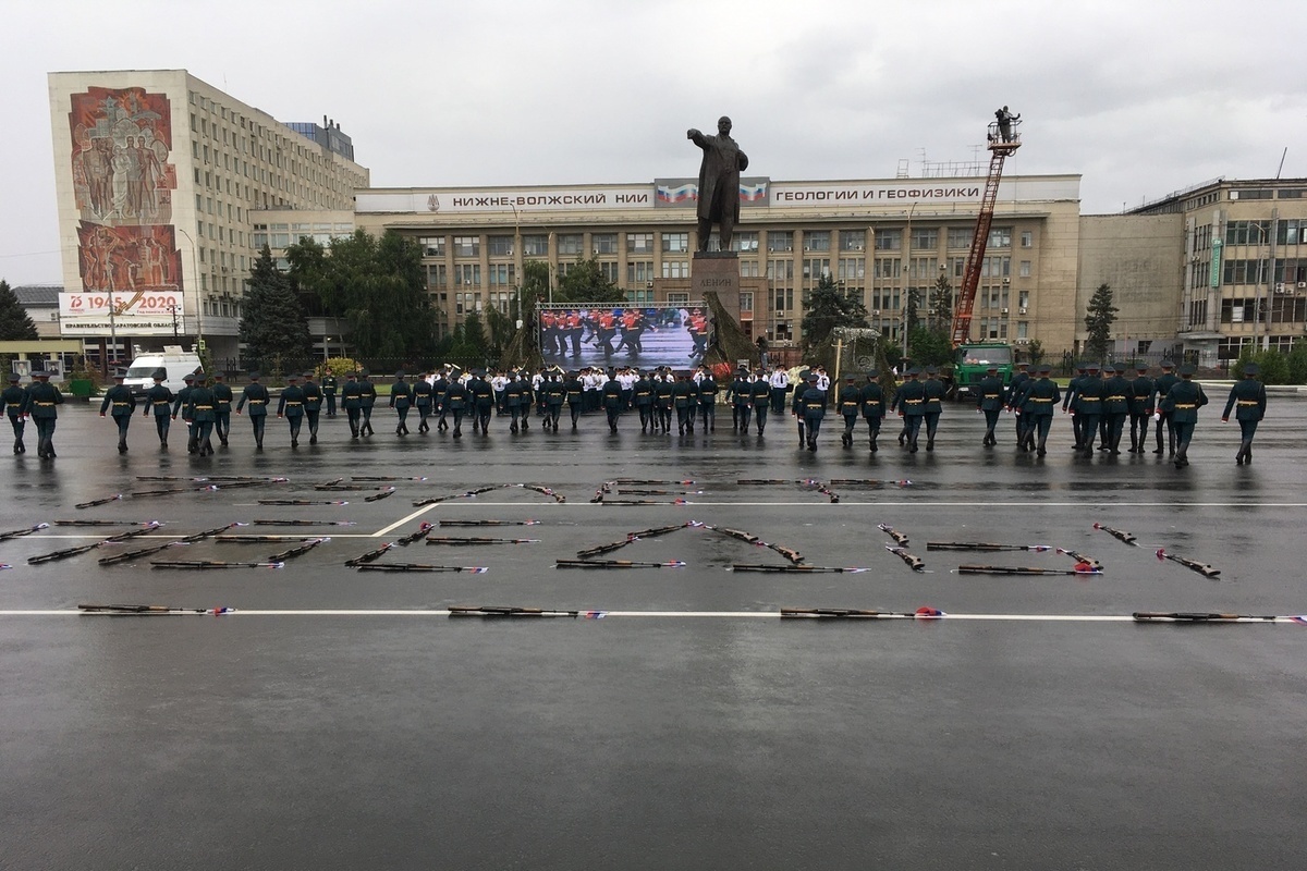 Театральная площадь сейчас