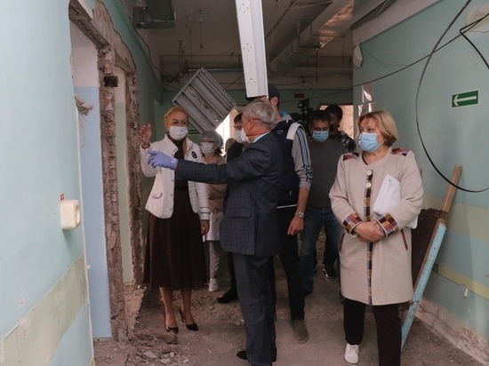 В районной больнице Хакасии затеяли капремонт благодаря коронавирусу