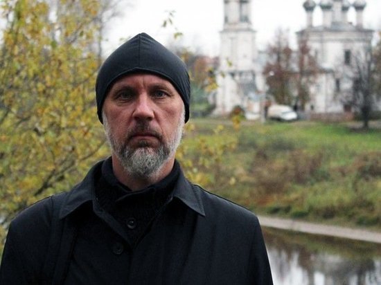 Новосибирского священника наказали за критику храма Минобороны