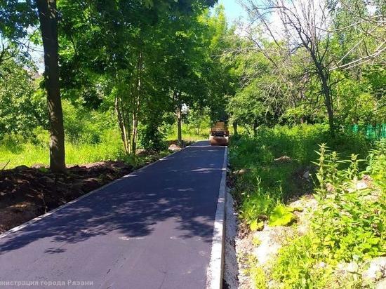 В Рязани продолжается благоустройство Комсомольского парка