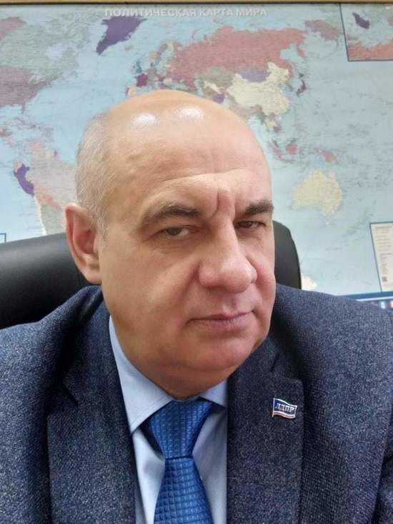Костромской депутат похвастался тем, что уже 11 лет не выезжал за границу на отдых