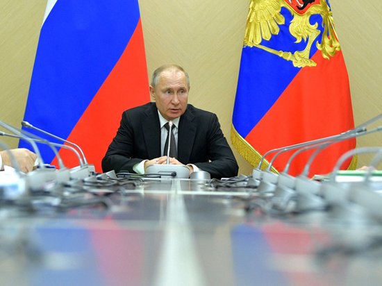 Путин заявил об отступлении эпидемии в России