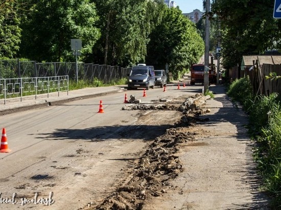 В Смоленске приступили к ремонту дорожного покрытия на Марины Расковой