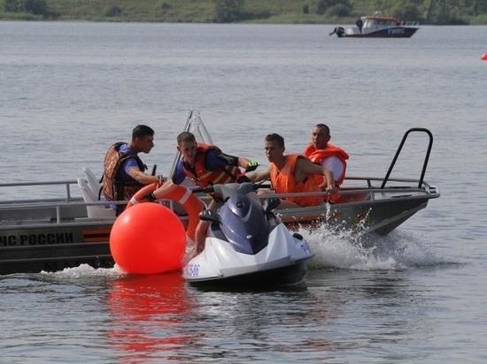 Матрас унесло в открытое море