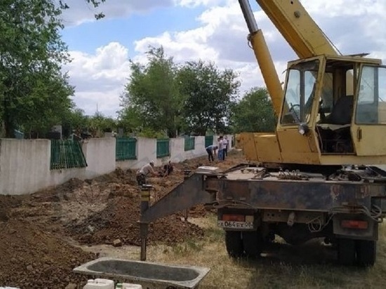 Огораживается кладбище калмыцкой столицы