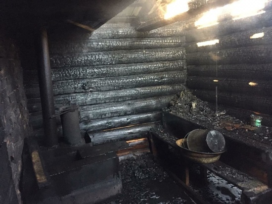 Ночью в Ивановской области сгорела баня