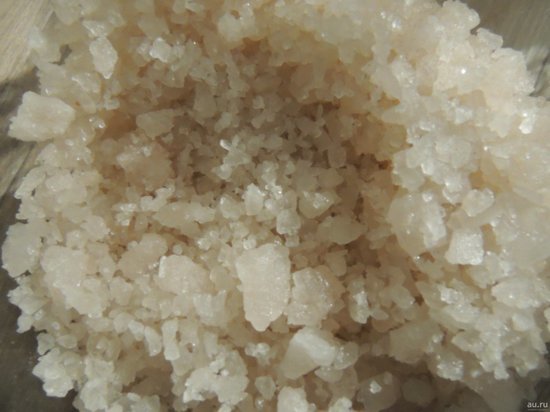 В калмыцком районе предприниматель добыл соли на девять миллионов