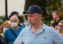 Последний оставшийся на свободе рейтинговый соперник Александра Лукашенко на президентских выборах Белоруссии Валерий Цепкало может столкнуться с уголовным преследованием