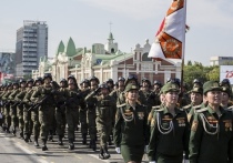 24 июня в Новосибирске прошел военный парад в честь 75-летия Победы в Великой Отечественной войне 1941-1945 годов