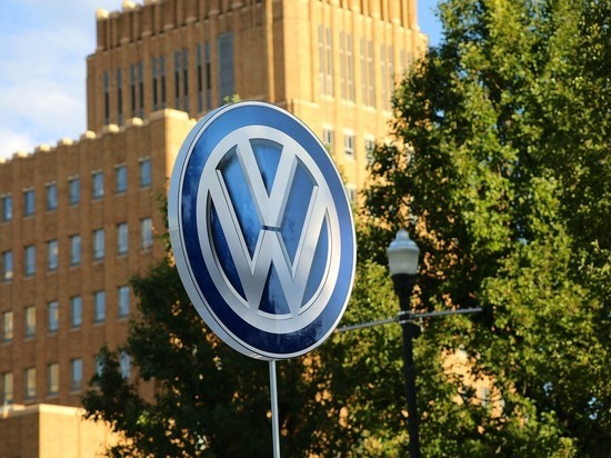 Сотрудники VW на немецких заводах перешли на работу по нормальному графику