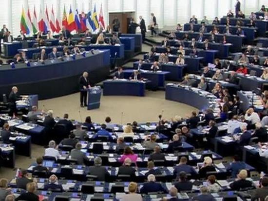Европарламент не будет комментировать результаты голосования по поправкам в Конституцию РФ