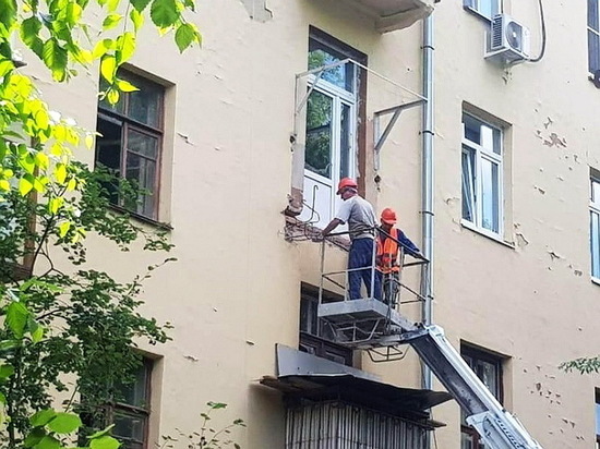 Обвалившийся в Воронеже балкон «сталинки» заинтересовал прокуратуру