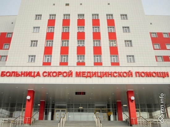 В БСМП вылечили пациента с короновирусом и хроническими заболеваниями