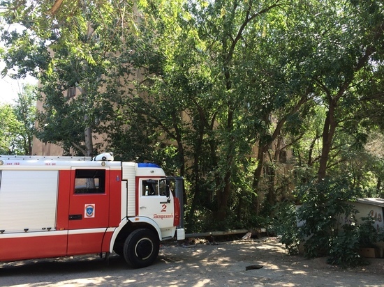В Астраханской области на пожаре пострадала женщина