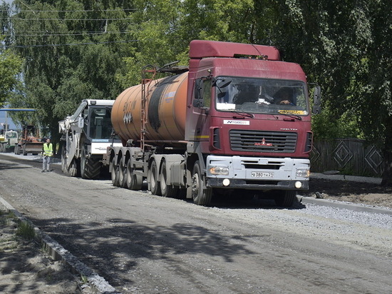 В поселке Медведево ремонтируется дорога