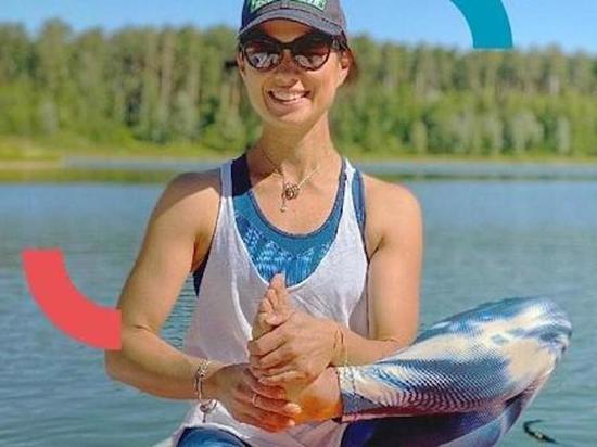На озере Лебяжье в Казани организуют занятия SUP йогой