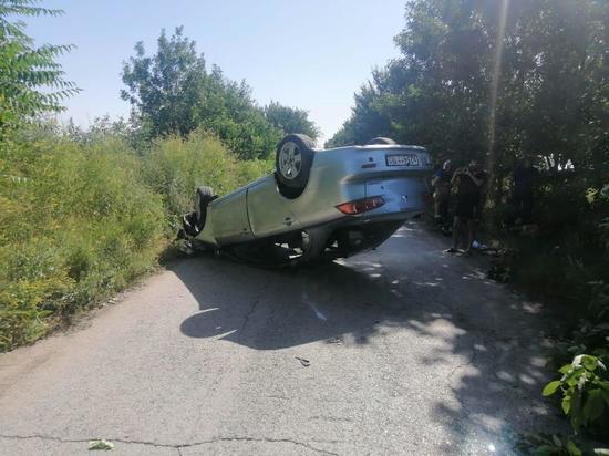 Пассажирка пострадала в ДТП с перевертышем в Новочеркасске