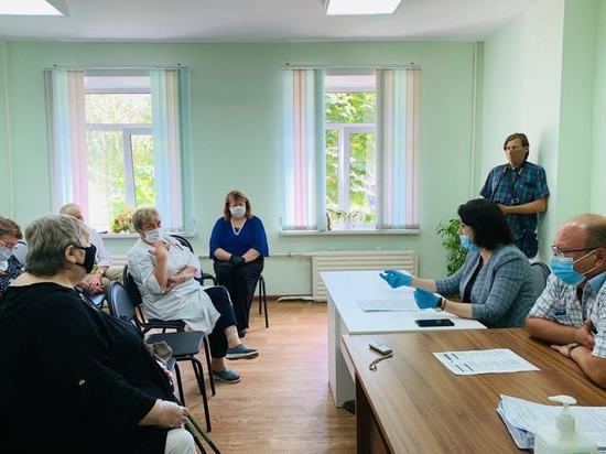 Полина Хомайко встретилась с медперсоналом Гагаринской ЦРБ в ответ на их коллективную жалобу