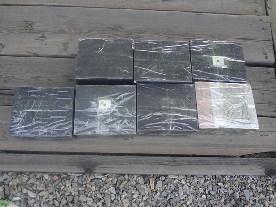 Блоки табачных стиков нашли в ехавших из Забайкалья в КНР вагонах с углем