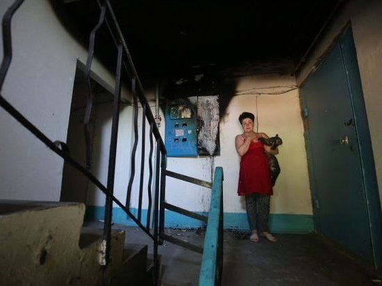 В Волгограде спасатели эвакуировали 35 человек из-за пожара