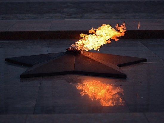 Липчанин хулиганил возле Вечного огня на площади Героев