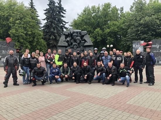 Мотоциклисты Тверской области проехали дорогами Калининского фронта