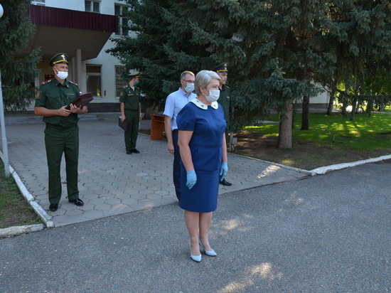 Ольга Березнева выразила благодарность оренбургским военнослужащим - участникам Парада в Москве